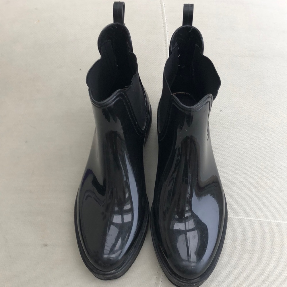 Black Ankle rain boots